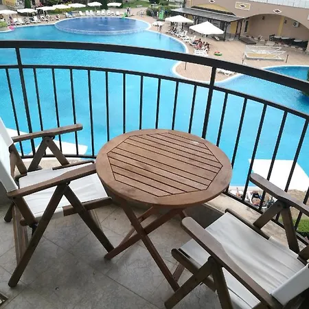Midia Grant Resort, Studio Flat * אהלוי