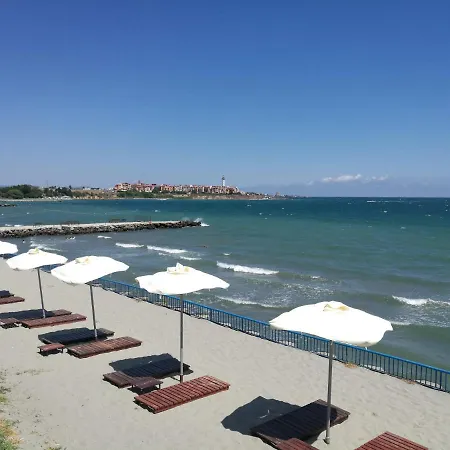 Midia Grant Resort, Studio Flat אהלוי